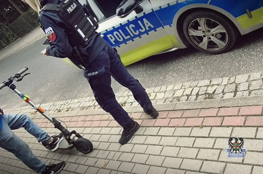 Mandat tysiąc złotych za jazdę hulajnogą pod wpływem alkoholu