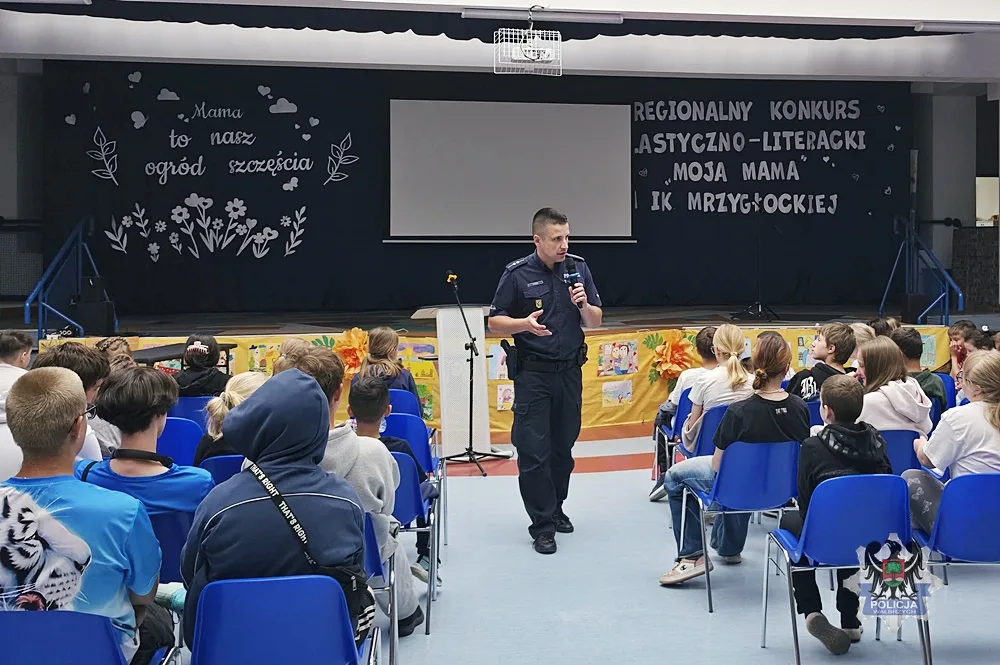 Edukacja o cyberprzestępczości i bezpieczeństwie w ruchu drogowym w Wałbrzychu