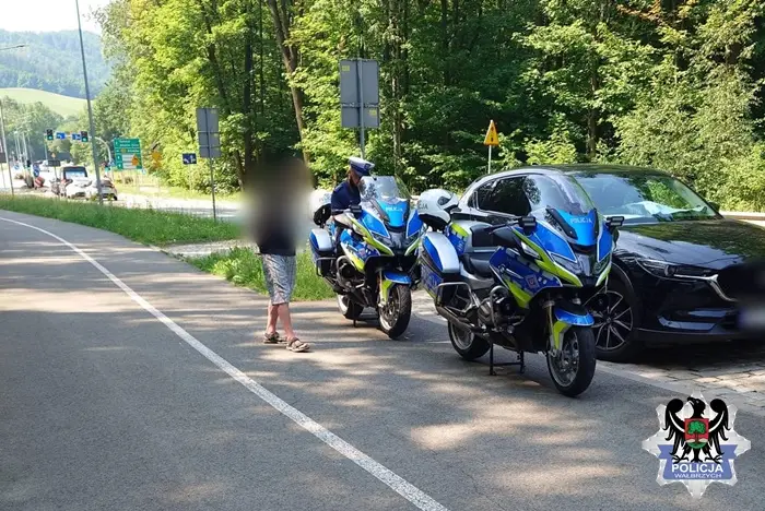 Działania kontrolne „Trzeźwość” w Wałbrzychu – 328 skontrolowanych kierowców, jeden przypadek jazdy po alkoholu