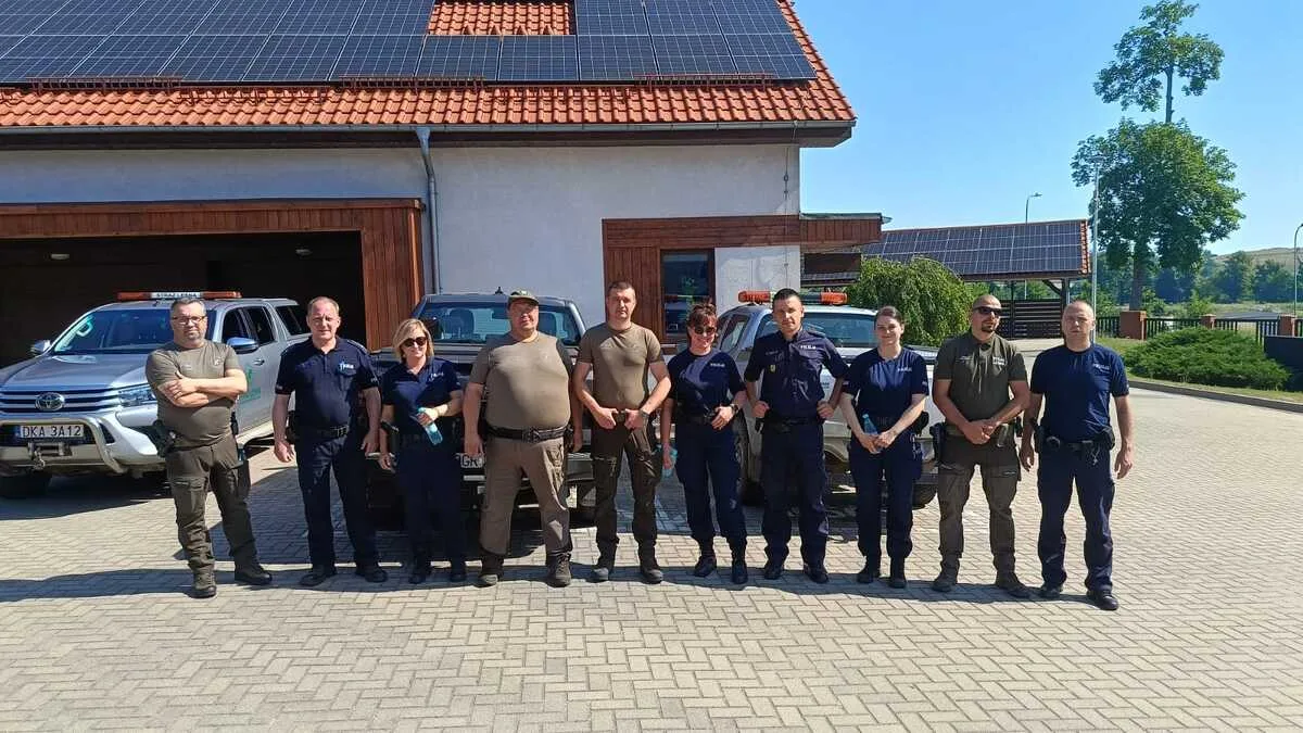 Wspólne działania Policji i Straży Leśnej w celu zwalczania nielegalnej jazdy po lasach