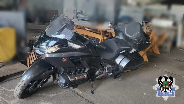 Zatrzymano 29-letniego sprawcę włamania; odzyskano motocykl wart 136 tysięcy złotych